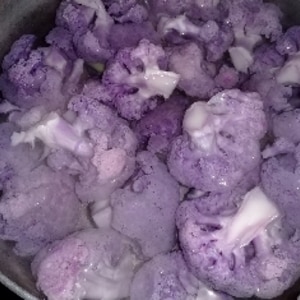 紫カリフラワー☆茹で方比較